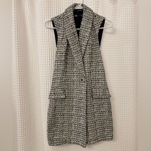 Tweed dress Zara, skort underneath, size SX, sides are caved in
